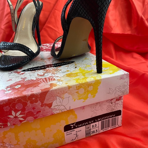 Black high heels- Chinese Laundry- size 8 New, never worn. DSW - Picture 3 of 3
